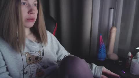 Snapshot of molly_royse chatting on 21, 2, 2025 I have new photos come and see with love Molly online show from 21, 2, 2025
