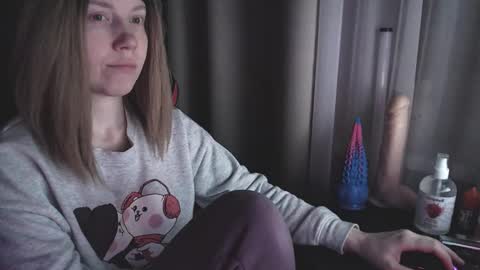 Snapshot of molly_royse chatting on 24, 2, 2025 I have new photos come and see with love Molly online show from 24, 2, 2025