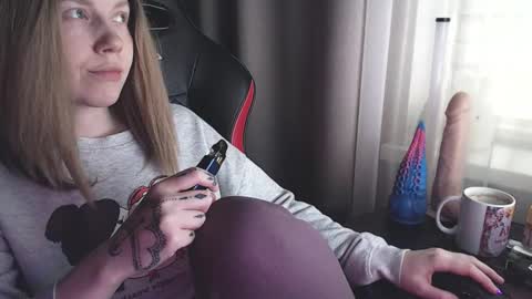 Snapshot of molly_royse chatting on 3, 3, 2025 I have new photos come and see with love Molly online show from 3, 3, 2025