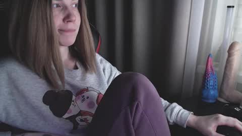 Snapshot of molly_royse chatting on 4, 3, 2025 I have new photos come and see with love Molly online show from 4, 3, 2025