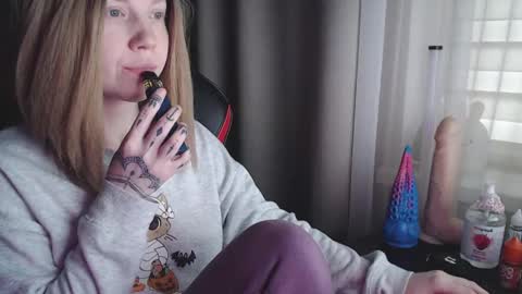 Snapshot of molly_royse chatting on 6, 3, 2025 I have new photos come and see with love Molly online show from 6, 3, 2025
