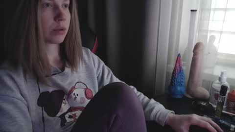 Snapshot of molly_royse chatting on 8, 3, 2025 I have new photos come and see with love Molly online show from 8, 3, 2025