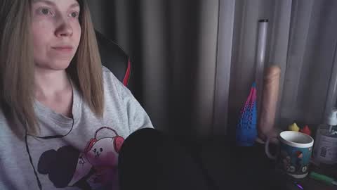 Snapshot of molly_royse chatting on 12, 3, 2025 I have new photos come and see with love Molly online show from 12, 3, 2025