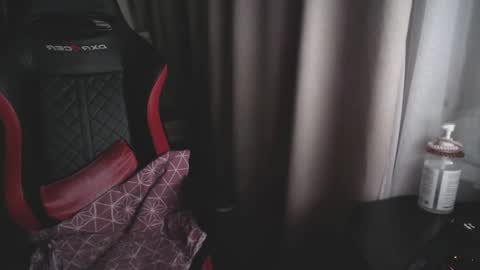 Snapshot of molly_royse chatting on 14, 10, 2025 I have new photos come and see with love Molly online show from 14, 10, 2025