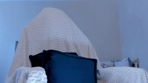 Molly online show from 18, 2, 2025