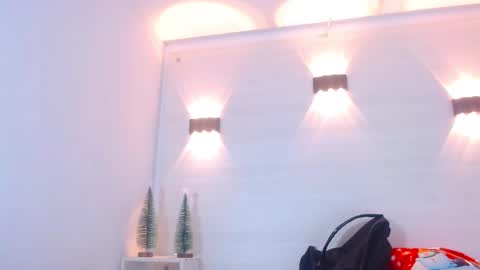 Snapshot of molly_spears chatting on 3, 1, 2025 Molly Spears online show from 3, 1, 2025