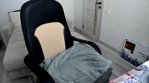 Snapshot of molly_sweetbaby chatting on 19, 9, 2025 Ill tell you when were private online show from 19, 9, 2025