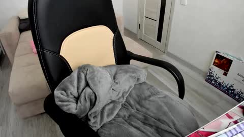 Snapshot of molly_sweetbaby chatting on 28, 9, 2025 Ill tell you when were private online show from 28, 9, 2025