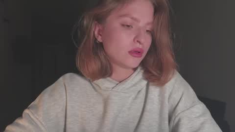 Snapshot of mollydangerous chatting on 30, 10, 2025 Taisha online show from 30, 10, 2025