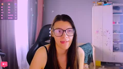  KIRA  online show from 11, 3, 2026