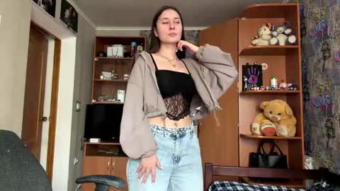 Molly online show from 8, 6, 2026