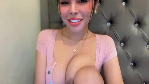 molly online show from 5, 2, 2026