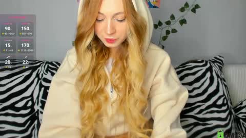 Snapshot of mollystouch chatting on 21, 5, 2026 Amely online show from 21, 5, 2026