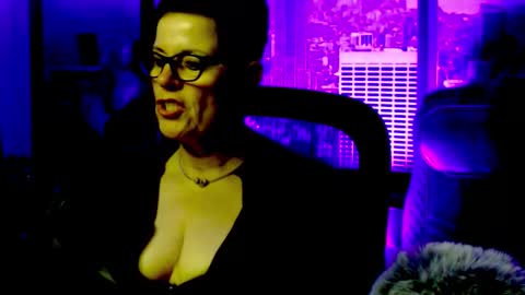 Snapshot of mollysun chatting on 27, 11, 2025 MollySun Nina Randmann online show from 27, 11, 2025