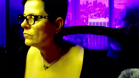 Snapshot of mollysun chatting on 29, 11, 2025 MollySun Nina Randmann online show from 29, 11, 2025