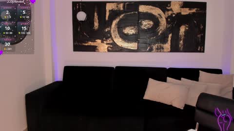 Molly Sunders online show from 22, 12, 2024