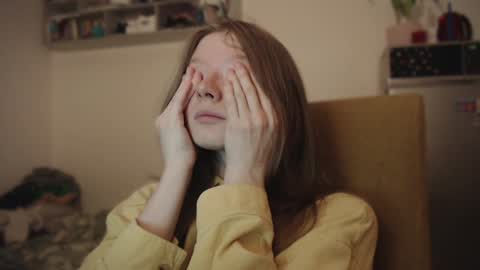 mollytucker online show from 5, 1, 2025