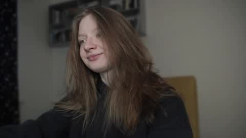 mollytucker online show from 19, 1, 2025