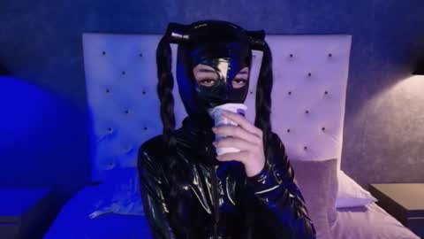 Snapshot of mollyycrystal chatting on 8, 11, 2025 mollyycrystal online show from 8, 11, 2025