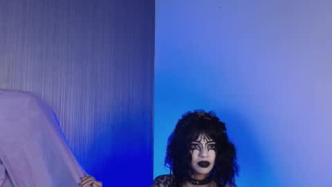 Snapshot of mollyycrystal chatting on 11, 11, 2025 mollyycrystal online show from 11, 11, 2025