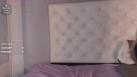 Snapshot of mollyycrystal chatting on 3, 12, 2025 mollyycrystal online show from 3, 12, 2025