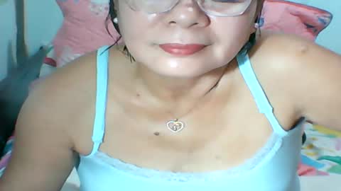 mombastic55 online show from 2, 7, 2026