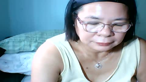 mombastic55 online show from 7, 8, 2026