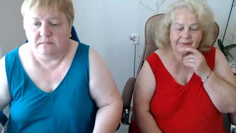 Snapshot of mommy99x chatting on 21, 7, 2026 Mommy99X online show from 21, 7, 2026