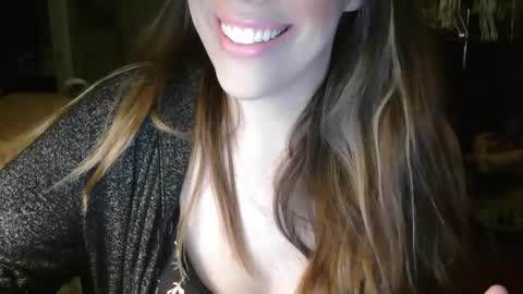 Snapshot of mommyofyourdreams chatting on 25, 1, 2025 southernsweetheartforyou online show from 25, 1, 2025