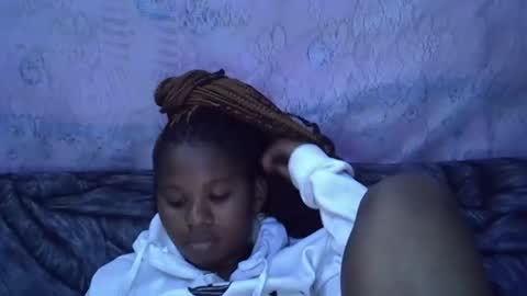 momsdoll online show from 11, 1, 2026