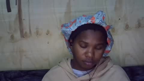 momsdoll online show from 15, 6, 2026