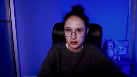 Snapshot of mona_cloud chatting on 9, 10, 2025 Mona online show from 9, 10, 2025