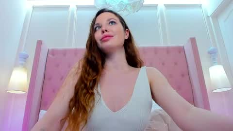 Snapshot of monaricci chatting on 11, 5, 2026 Mona online show from 11, 5, 2026
