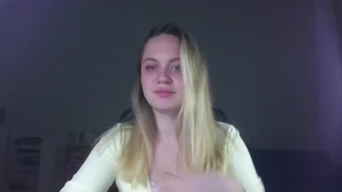 Snapshot of monarise chatting on 28, 3, 2026 monarise online show from 28, 3, 2026