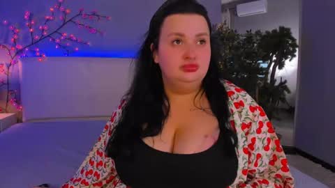 Monica online show from 27, 5, 2026
