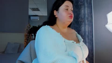 Monica online show from 10, 7, 2026