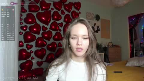 Snapshot of moni_carroll chatting on 9, 3, 2025 Monia Help me get 20000 subscribers online show from 9, 3, 2025