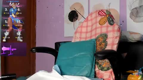 Snapshot of monica_collins chatting on 13, 10, 2025 moni online show from 13, 10, 2025