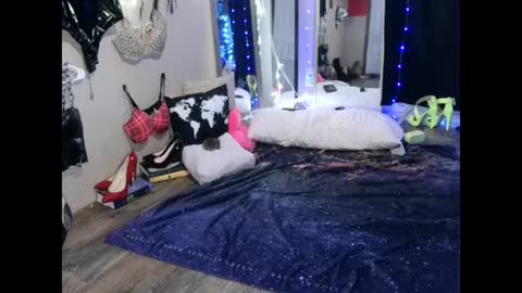 Monica online show from 7, 7, 2026
