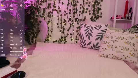 monicaasis online show from 18, 4, 2026