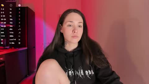 Monica online show from 4, 2, 2026