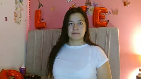 Snapshot of monickhot303av chatting on 28, 2, 2025 monickhot303av online show from 28, 2, 2025