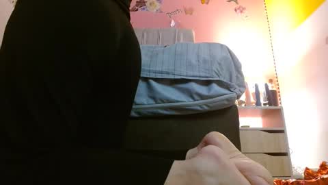 Snapshot of monickhot303av chatting on 4, 3, 2025 monickhot303av online show from 4, 3, 2025