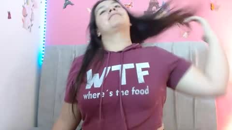 Snapshot of monickhot303av chatting on 6, 3, 2025 monickhot303av online show from 6, 3, 2025