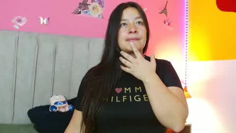 Snapshot of monickhot303av chatting on 26, 9, 2025 monickhot303av online show from 26, 9, 2025