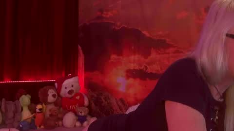 Monika    online show from 8, 3, 2025