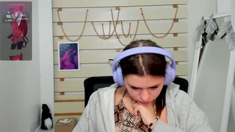 Monika online show from 12, 1, 2025