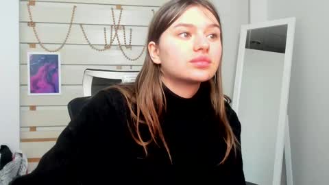 Monika online show from 9, 2, 2025