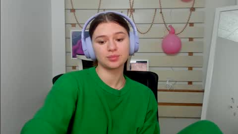 Monika online show from 20, 2, 2025