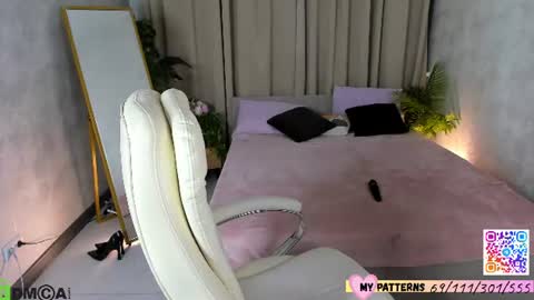 MoniKa online show from 30, 6, 2026